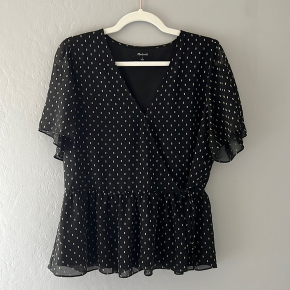 Madewell Flutter-Sleeve Peplum Top in Clipdot - Picture 4 of 9